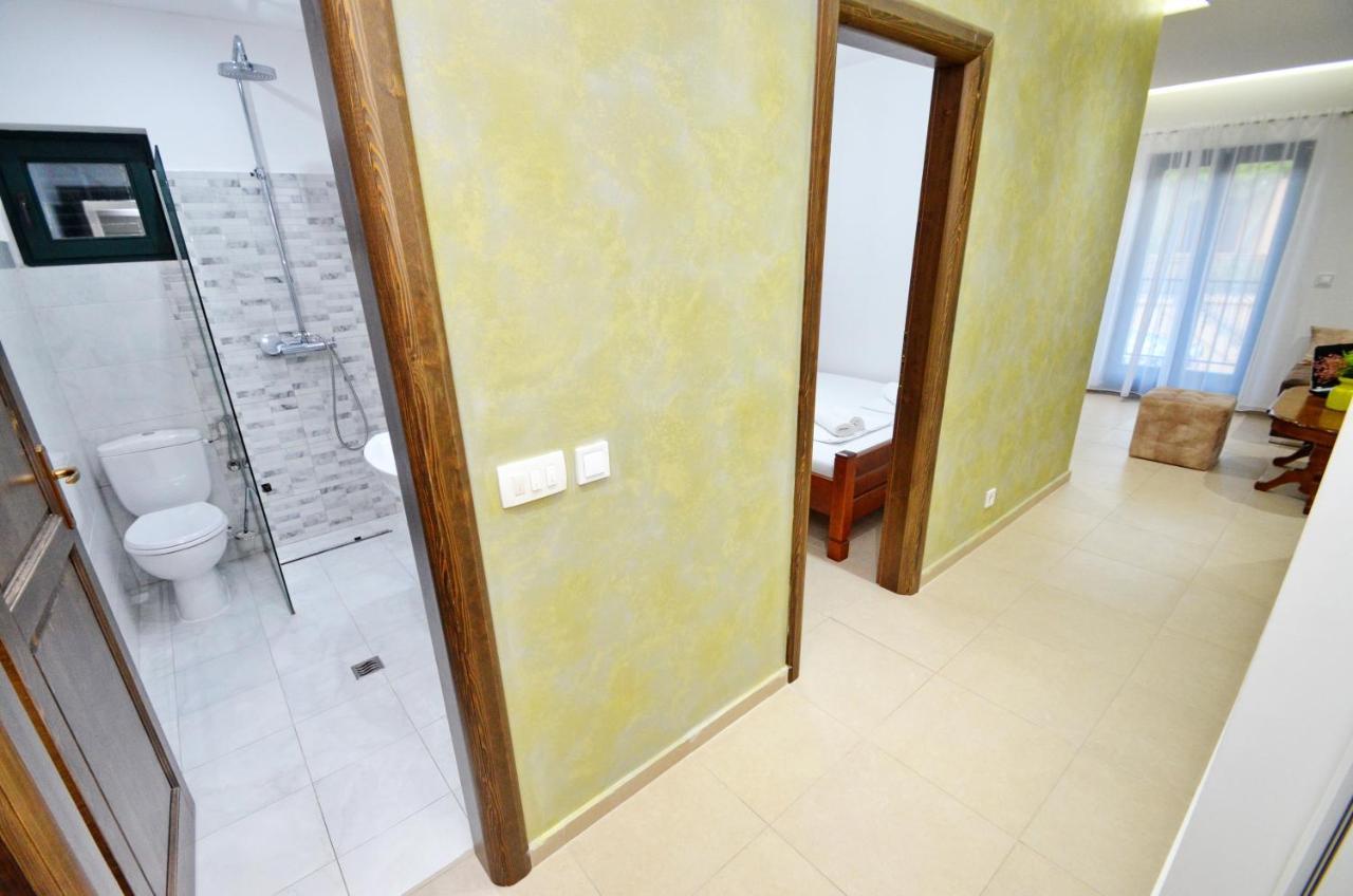 Apartments Lux S Tivat Extérieur photo
