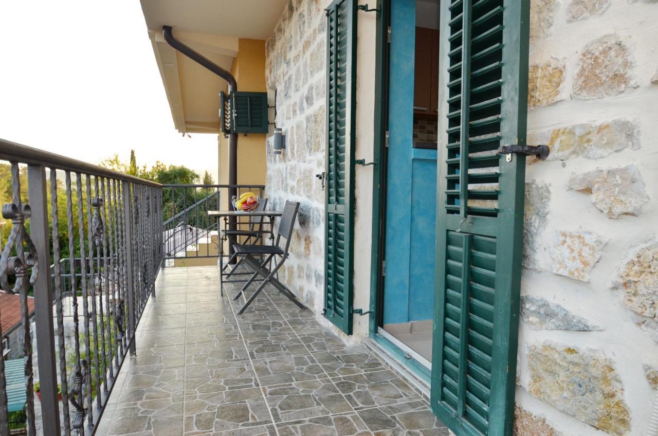 Apartments Lux S Tivat Extérieur photo