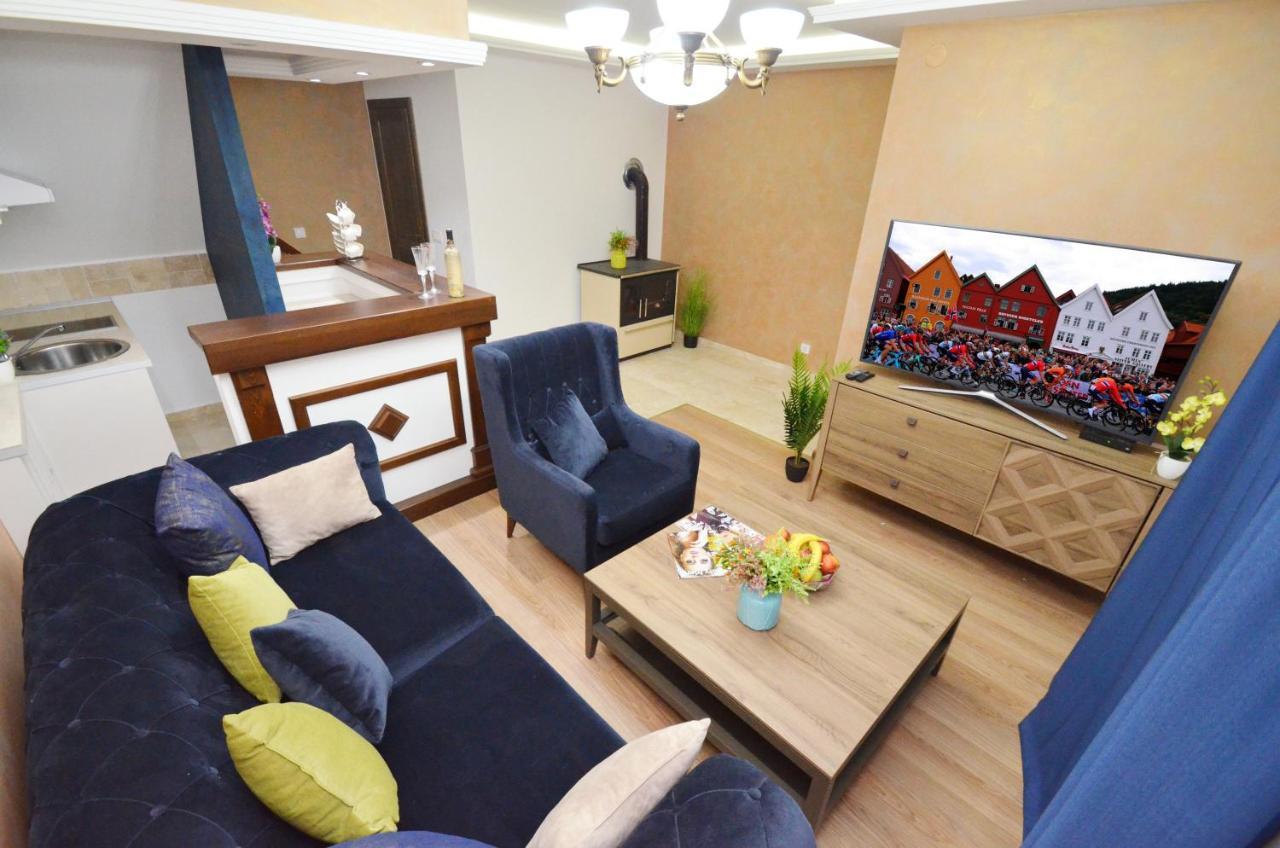 Apartments Lux S Tivat Extérieur photo