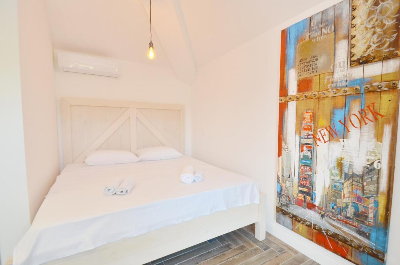 Apartments Lux S Tivat Extérieur photo