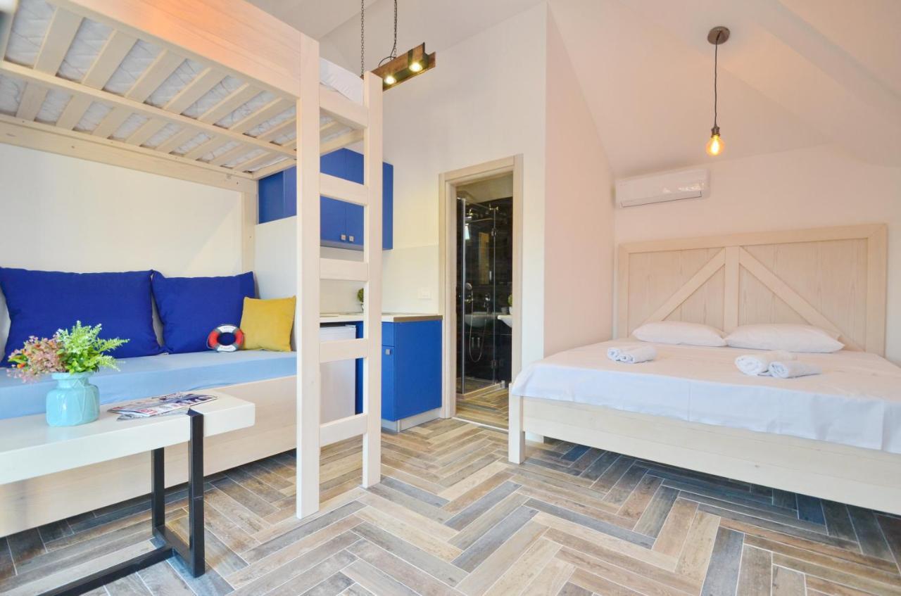 Apartments Lux S Tivat Extérieur photo