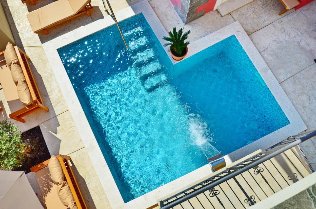 Apartments Lux S Tivat Extérieur photo